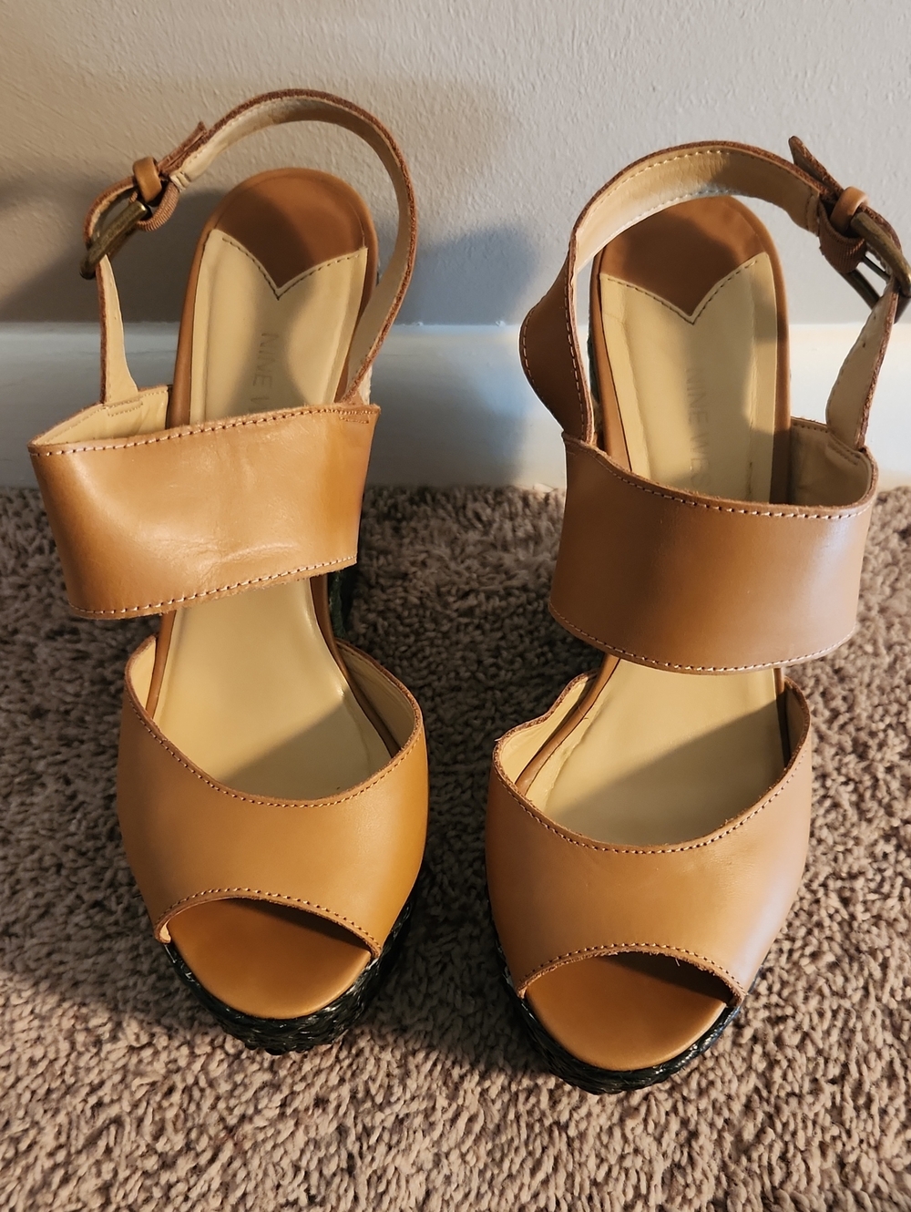 Nine West Women's Tan Leather Open-Toe Platform Sandals